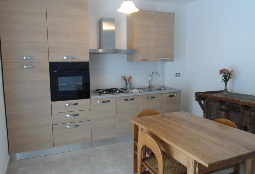 Апартаменты 1 Спальня Вид на Сад, Il Piccolo Carro Apartments