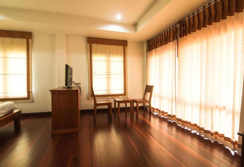 غرفة ديلوكس مزودة بشرفة, Thaihome Resort