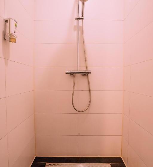 家庭房间共用浴室, B&b/boertel De Meander