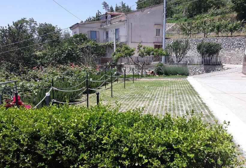 Triple Room Sea View, Bb Santalucia