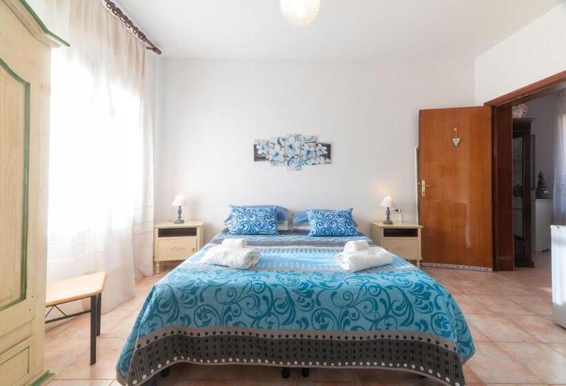 اتاق استاندارد, Bed And Breakfast Le Petunie