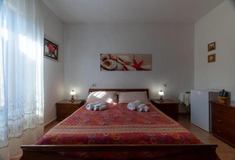 اتاق کلاسیک, Bed And Breakfast Le Petunie