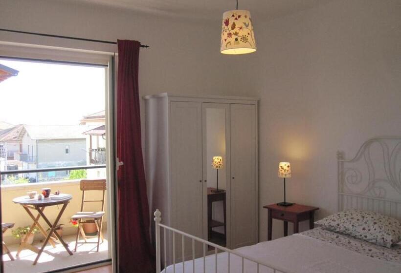 Quarto Estandar Individual, Magnolia B&b