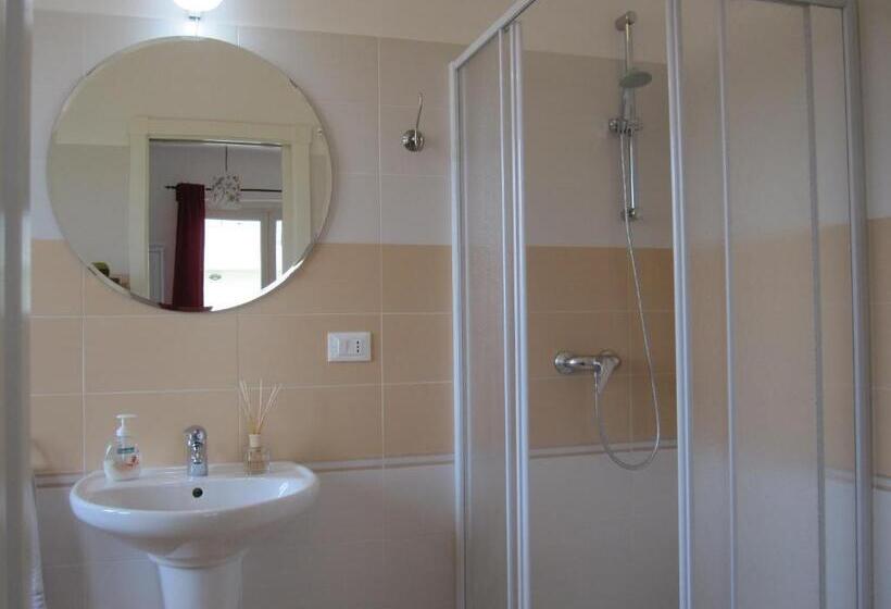 Quarto Estandar, Magnolia B&b
