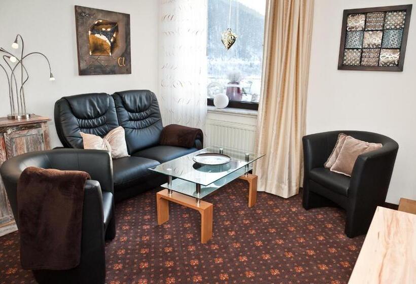 Апартаменты 2 Спальни, Haus Quentin