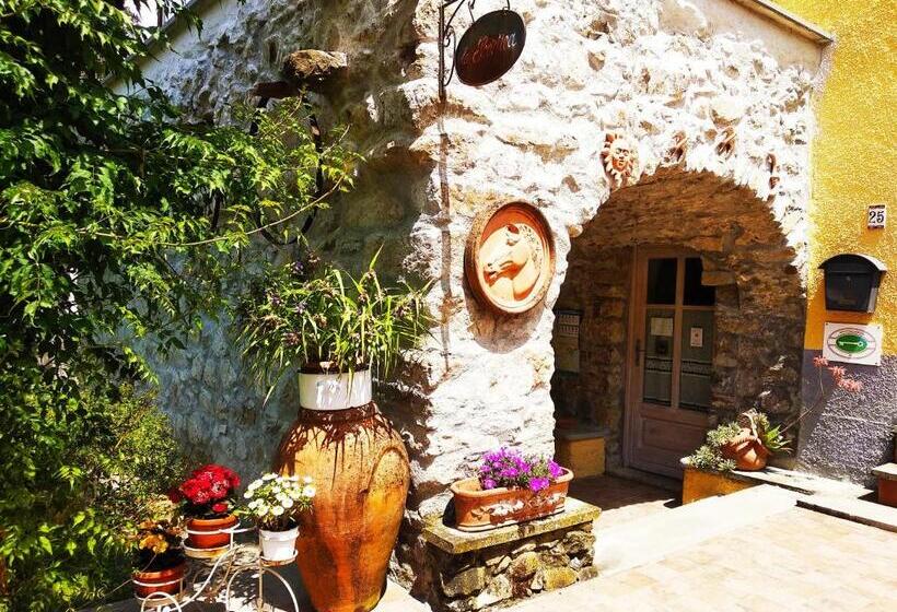 Стандартный Номер Кровать Кинг, Country House La Scortica