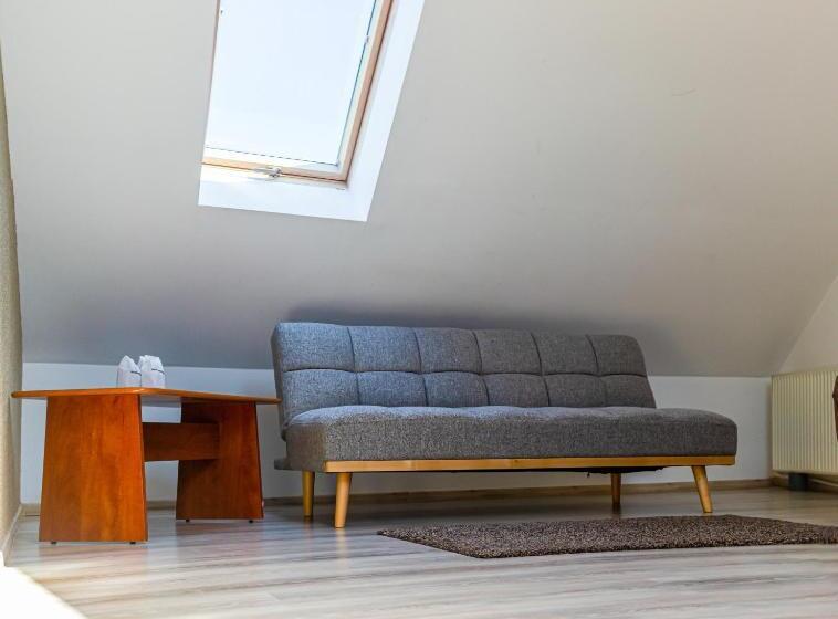 １ベッドルームアパートメント, Casa Braneana