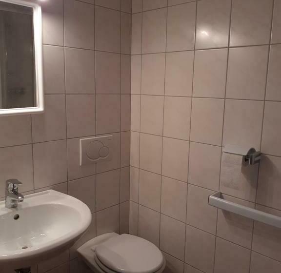 침실 2개 아파트, Zirnberg Appartements
