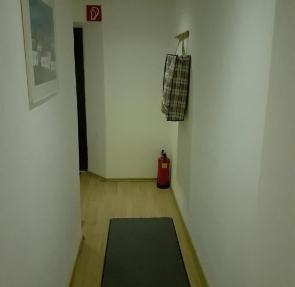침실 1개 아파트, Zirnberg Appartements