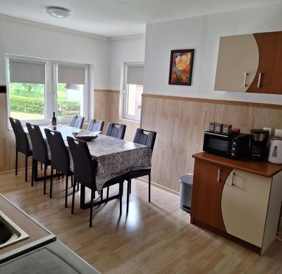 Апартаменты 1 Спальня, Zirnberg Appartements