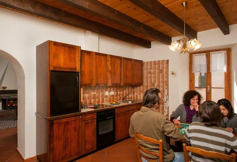 Номер Стандарт Совместная Ванная, Charming B&b And Osteria La Crisalide