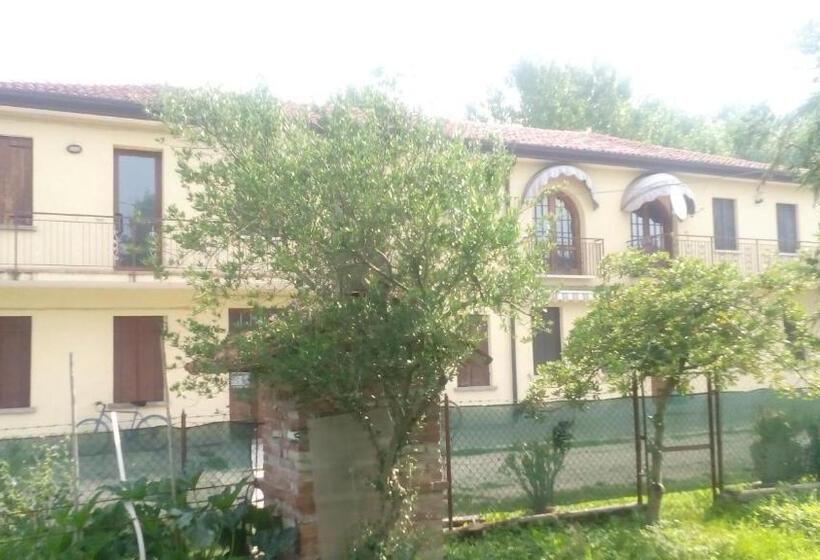 1 Bedroom Penthouse Apartment, Biogarden