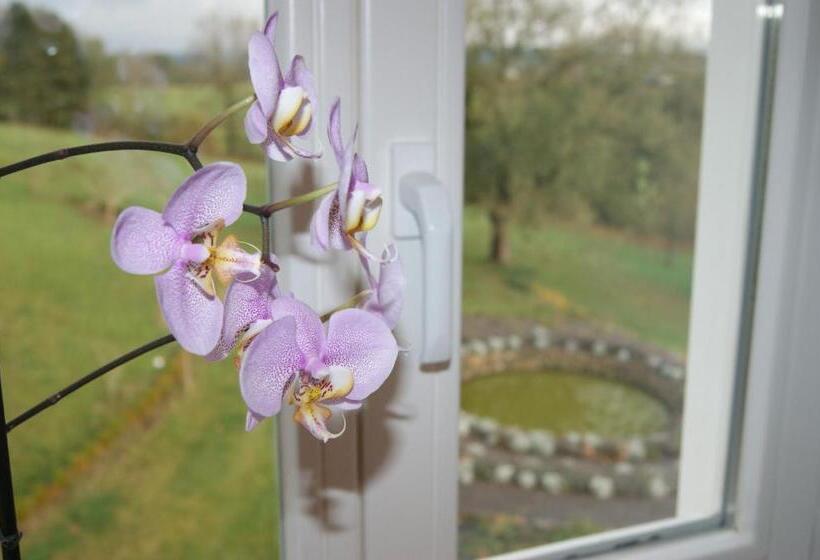Люкс 2 Спальни, Chateau Neufays
