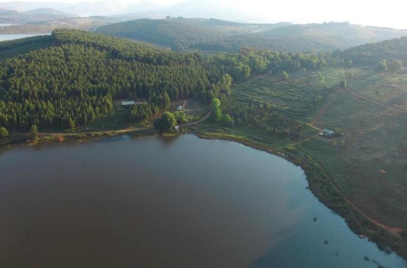 Номер Стандарт Индивидуальный, Stanford Lake Lodge