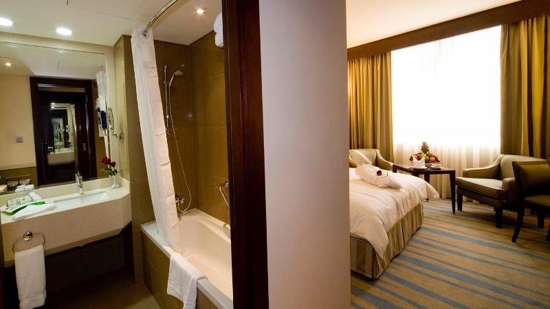Люкс Кровать Кинг, Holiday Inn Express Hotel & Suites Texarkana East, An Ihg