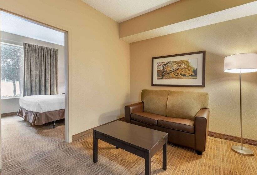 Люкс, Extended Stay America Suites  Dallas  Frankford Road