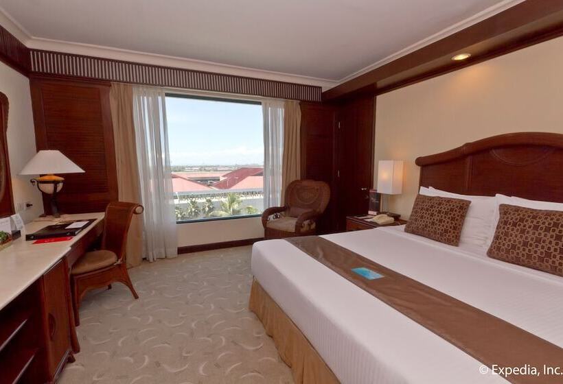 豪华套房, Waterfront Airport Hotel And Casino