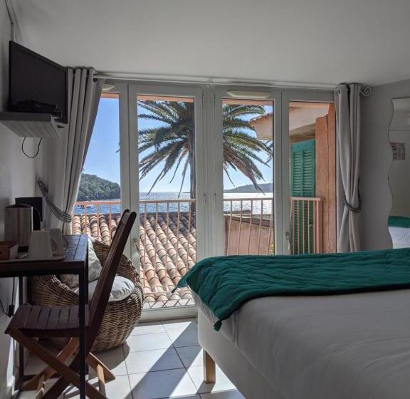 Номер Стандарт Вид на Море, Hostellerie Provencale