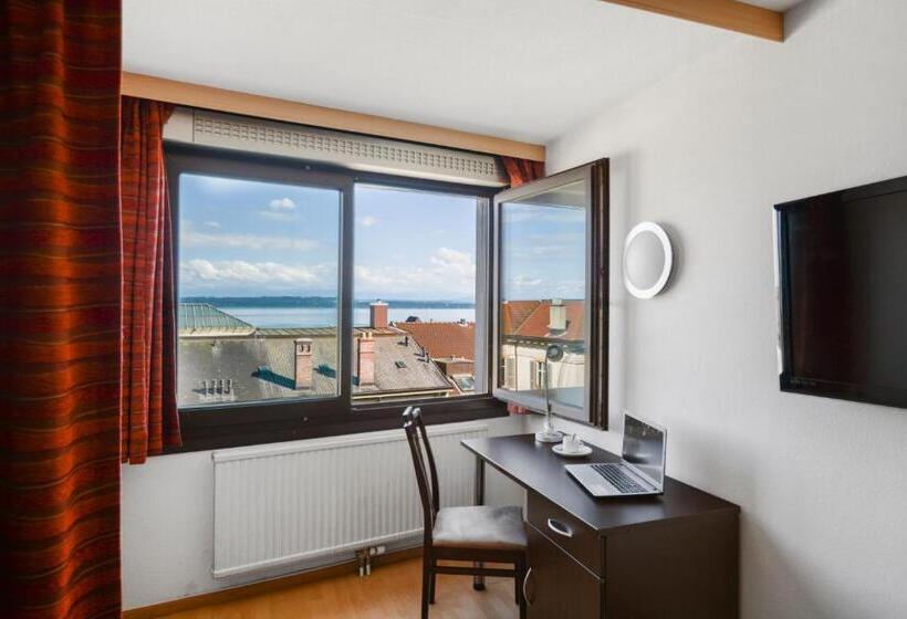 Номер Стандарт Трехместный, Neuchatel City