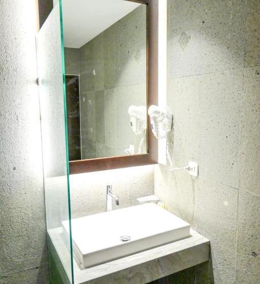 Номер Deluxe, Odaita Hotel Pamekasan Madura