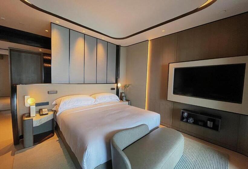 اتاق پریمیوم با بالکن, Intercontinental Shanghai Harbour City, An Ihg