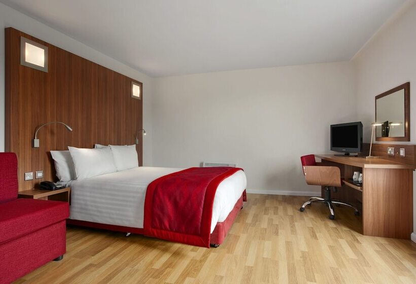 Семейный Номер, Ramada Encore Newcastle Gateshead