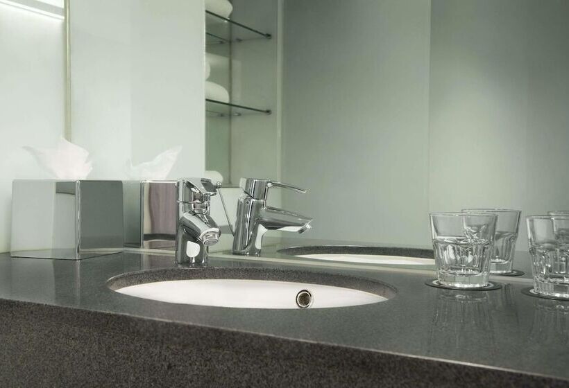 Номер Superior, Ramada Encore Newcastle Gateshead