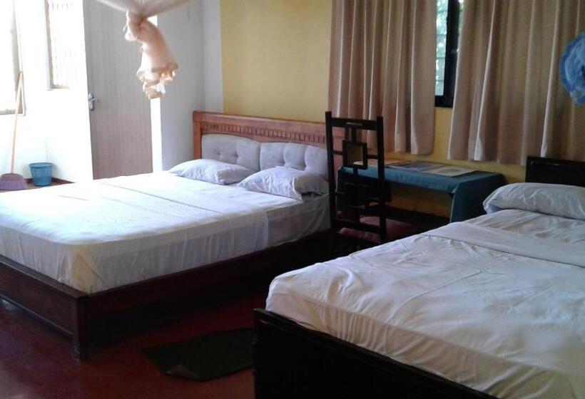 스탠다드 트리플 룸, S And K Safari Village Hotel   Wasgamuwa