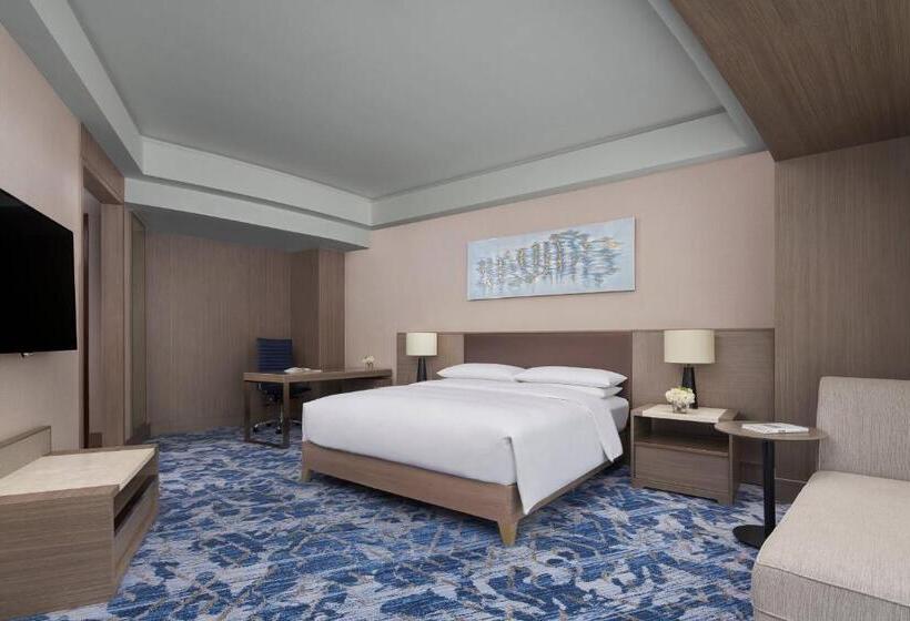이그제큐티브 룸 킹사이즈 침대, Nanning Marriott