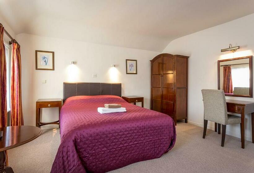 Quarto Estandar, The Abbey