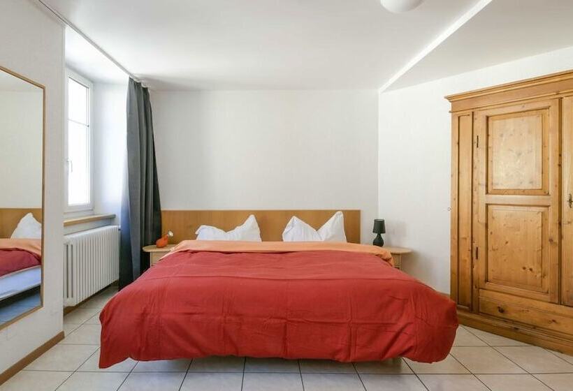 Номер Стандарт, Hôtel Chez Gilles