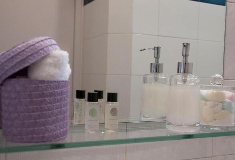 Quarto Estandar, Esperia Boutique