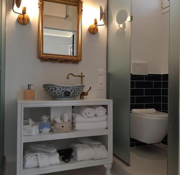 Quarto Superior, Esperia Boutique