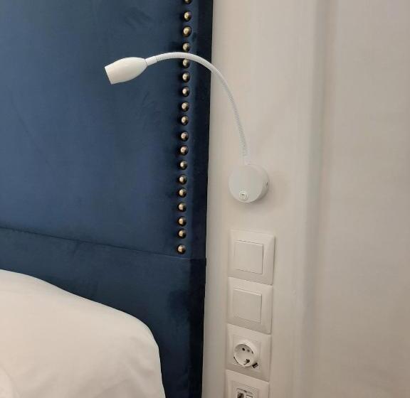 Quarto Superior, Esperia Boutique