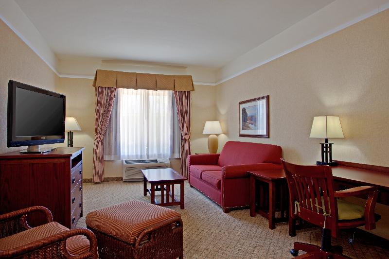 Люкс Кровать Кинг, Holiday Inn Express Hotel & Suites San Dimas, An Ihg