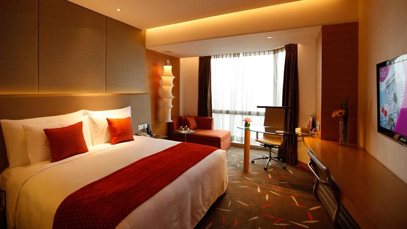标准间带游泳池, Crowne Plaza Zhongshan Wing On City, An Ihg