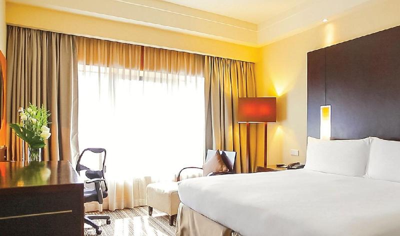 스탠다드 룸 킹사이즈 침대, Holiday Inn Express & Suites Malvern, An Ihg