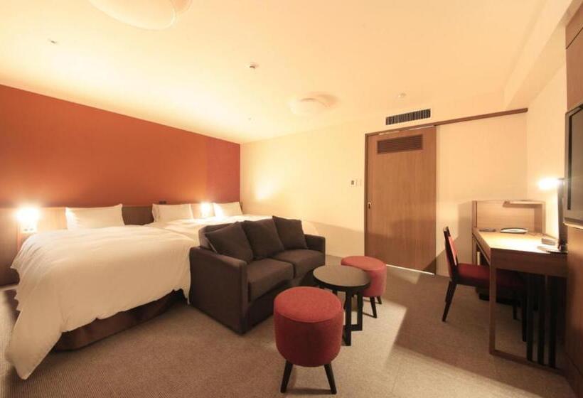 اتاق پریمیوم سه تخته, Richmond Hotel Kagoshima Kinseicho