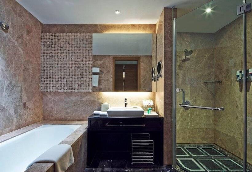 Номер Executive, Four Points By Sheraton Qingdao, Chengyang
