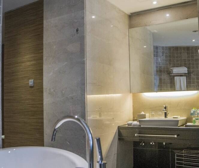 Люкс Superior, Four Points By Sheraton Qingdao, Chengyang