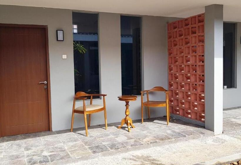 Номер Deluxe с Балконом, Sanur Agung Suite