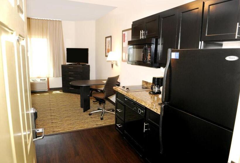 Студия Стандарт, Candlewood Suites Santa Maria, An Ihg
