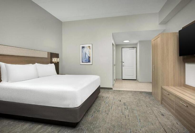Номер Стандарт Кровать Кинг Адаптированный для Инвалидов, Holiday Inn Express Hotel & Suites Greensboro   Airport Area, An Ihg