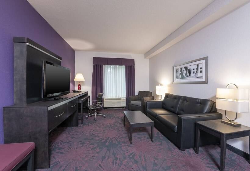 Люкс, Holiday Inn Express & Suites Columbus   Polaris Parkway / Columbus, An Ihg