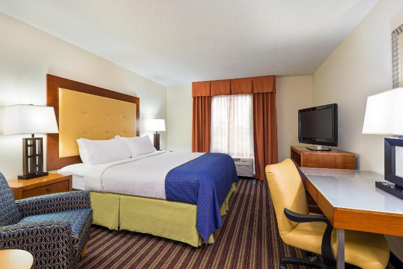Номер Стандарт, Delta Hotels By Marriott Colonial Heights