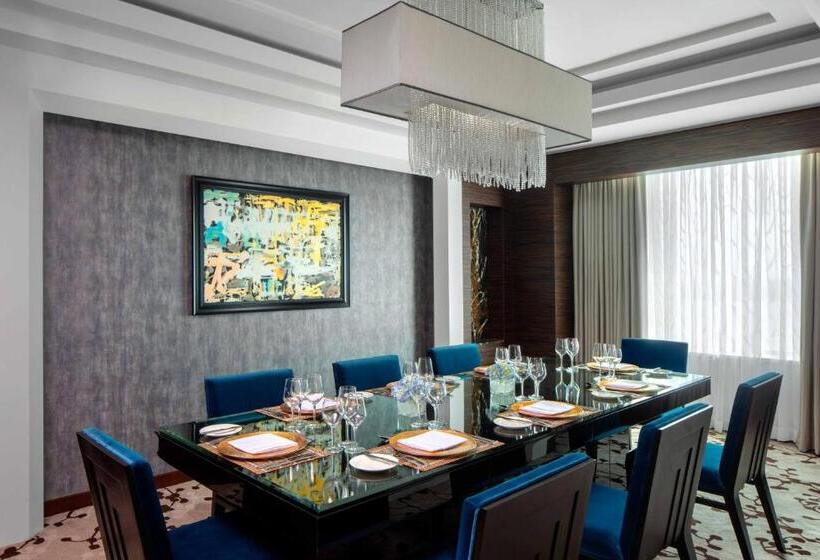 プレジデントスイートルーム, Radisson Blu Cebu