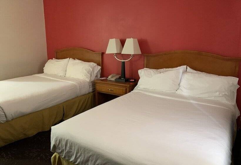 Номер Стандарт 2 Двуспальные Кровати, Ramada By Wyndham Santa Fe