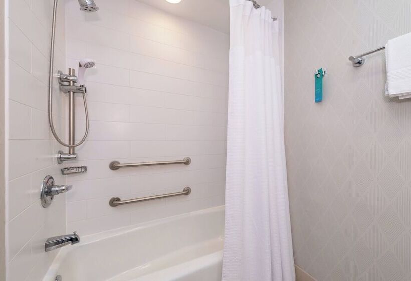 스위트, Springhill Suites By Marriott Huntsville Downtown