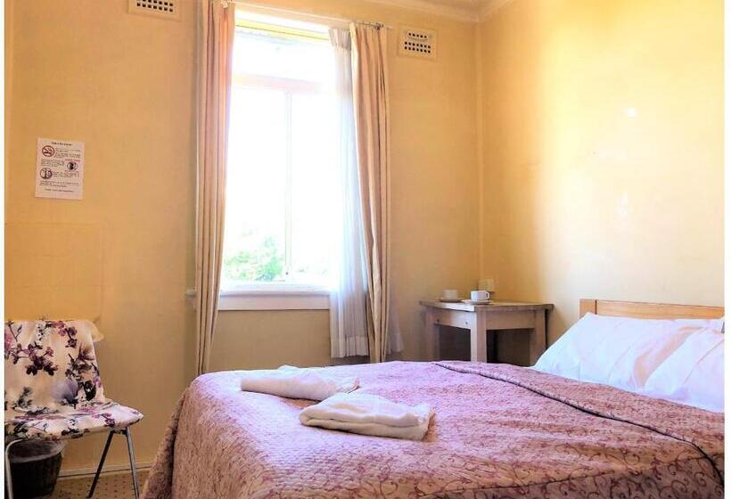 Номер Economy с общей ванной комнатой, The Clarendon Motel Katoomba