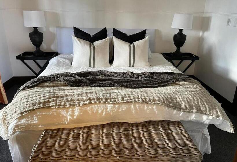 Трехместный Номер Стандарт Вид на Сад, Ballina Manor Boutique